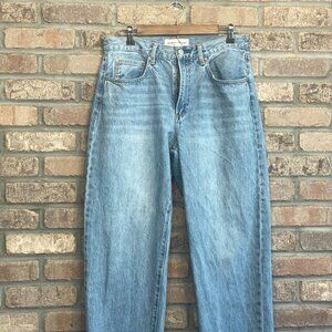 Aritzia Non Stretch relaxed jeans - size 30